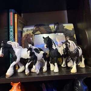 Schleich/CollectA Gypsy Horse lot